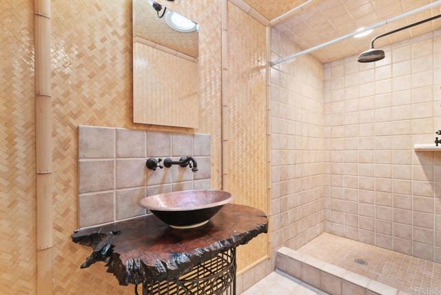 Detail Gallery Image 20 of 36 For 321 Chestnut Lane, Escondido,  CA 92025 - 3 Beds | 3 Baths