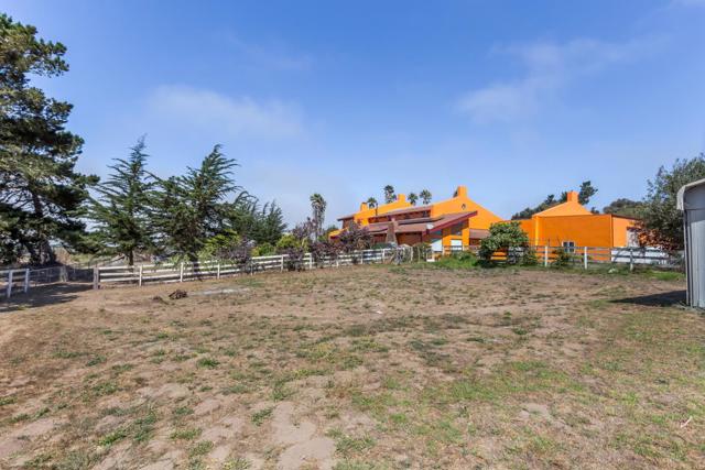 125 Springfield Road, Moss Landing CA: https://media.crmls.org/mediaz/293817e4-5ca0-402e-a5a4-6fe1e60f57db.jpg