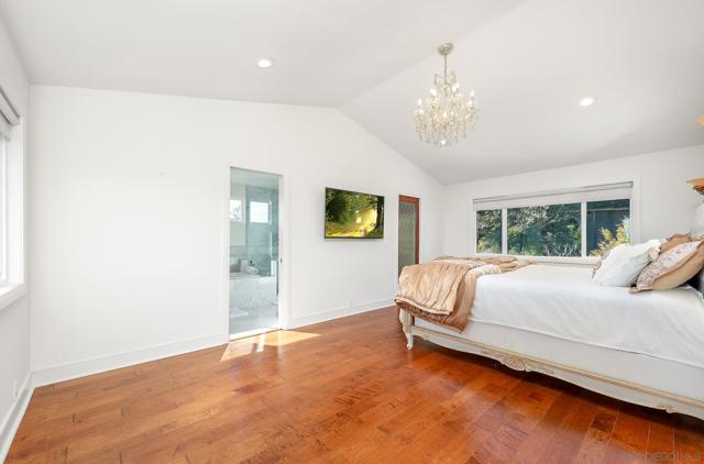 Image 18 of 50 For 7901 Avenida Kirjah  Apn: 346-8