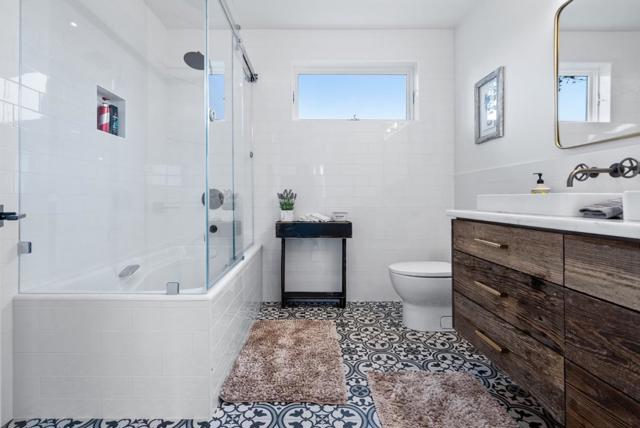 275 Davenport Landing Road, Davenport CA: https://media.crmls.org/mediaz/29388f87-30f5-44d3-ae4b-759885eb9322.jpg