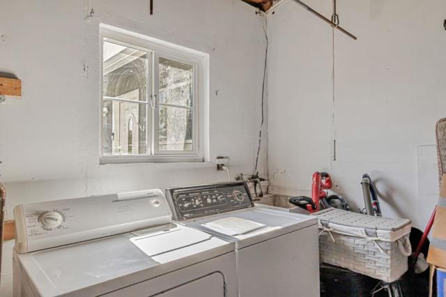 2592 Amethyst Drive, Santa Clara CA: https://media.crmls.org/mediaz/2939133b-065e-4c41-9c44-b7651ce59117.jpg