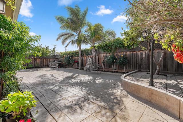 6415 Moores Avenue, Newark CA: https://media.crmls.org/mediaz/2939bb7c-5634-49c1-95fa-f5509d7422b2.jpg