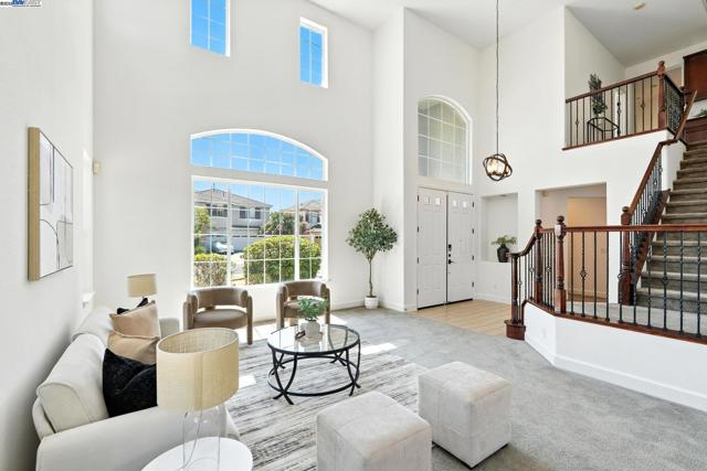 3909 Danbury Way, Fairfield CA: https://media.crmls.org/mediaz/293af8ad-8d4a-4b28-b385-10f9085cdc65.jpg