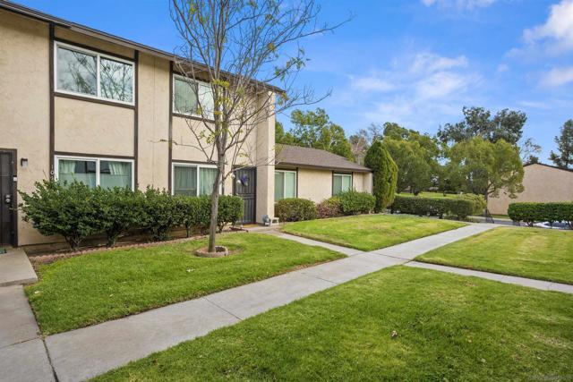 10158 Carefree Drive, Santee, California 92071, 2 Bedrooms Bedrooms, ,1 BathroomBathrooms,Townhouse,For Sale,Carefree Drive,250000379SD