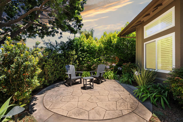 8984 Santa Margarita Road, Ventura CA: https://media.crmls.org/mediaz/29405f0d-f4d7-46aa-9a3d-065eb3bb7cf4.jpg