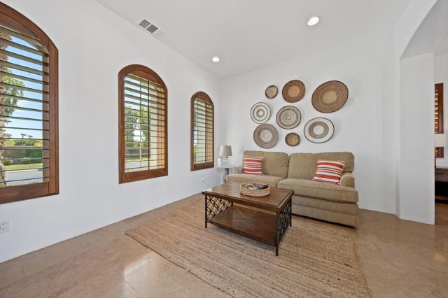 56023 Winged Foot, La Quinta CA: https://media.crmls.org/mediaz/2940c4f1-7499-4414-81bd-07c6823bf285.jpg