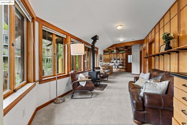 105 Vicente, Berkeley CA: https://media.crmls.org/mediaz/29437895-3b69-40e2-a996-dc6dd7872c9a.jpg