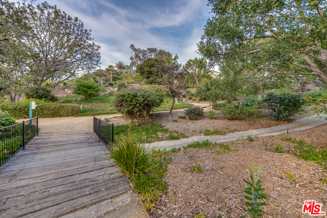Drew Fenton | 17350 W SUNSET Pacific Palisades CA | MLS: 7320191