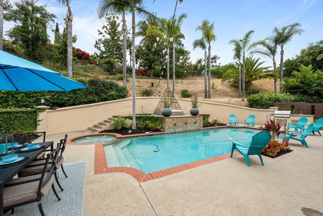 18150 Via Ascenso, Rancho Santa Fe CA: https://media.crmls.org/mediaz/294452ce-664f-49ce-8439-3315ef03b29f.jpg