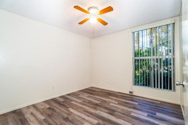 279 Moss St, Chula Vista CA: https://media.crmls.org/mediaz/29453877-147d-4433-8089-c2e7fe4e4d6d.jpg