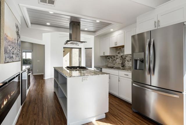 48211 Vista De Nopal, La Quinta CA: https://media.crmls.org/mediaz/29455479-dfde-4f9a-8334-a184e8badfb1.jpg