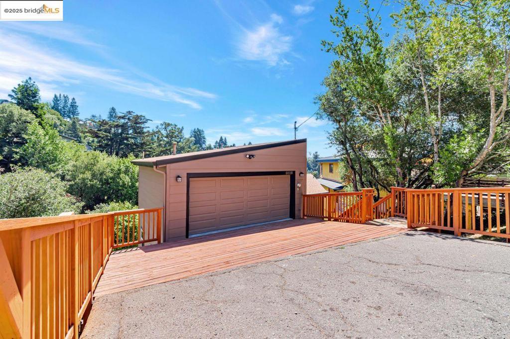 6659 Exeter Dr
