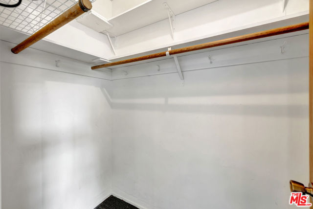 9855 Emperor Avenue, Arcadia CA: https://media.crmls.org/mediaz/294826b0-425d-40dd-bcf1-b9c9f779c1da.jpg