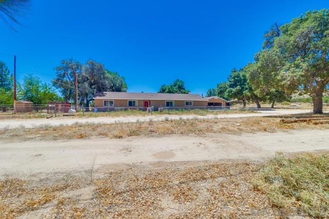 2920 Ribbonwood Rd, Boulevard CA: https://media.crmls.org/mediaz/2948a829-fd39-466a-ab7b-8b34c4c727f0.jpg