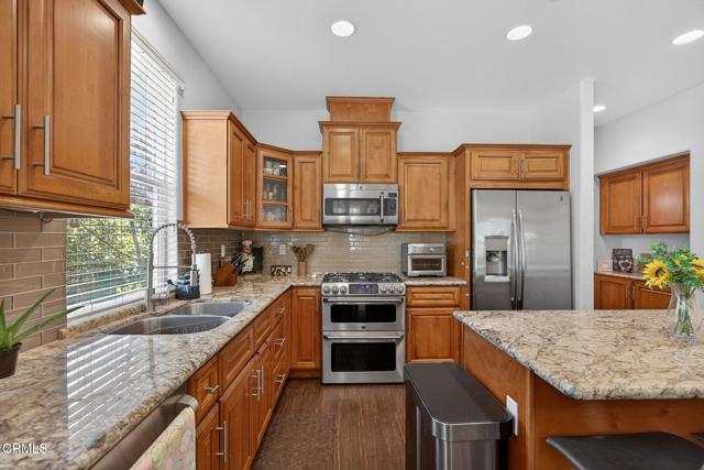 Detail Gallery Image 29 of 42 For 8514 Morningstar Ln, Canoga Park,  CA 91304 - 4 Beds | 4 Baths