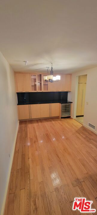 17087 Palisades Circle, Pacific Palisades CA: https://media.crmls.org/mediaz/29495414-554c-4fe7-94df-3062989ead4c.jpg