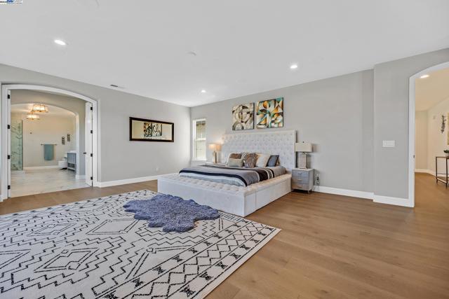 5719 Dimas Ct, Pleasanton CA: https://media.crmls.org/mediaz/29495c0c-9a47-4b17-8dfd-ccccf1154d5d.jpg