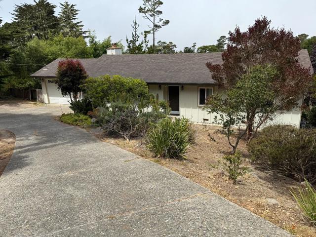 3054 Lopez Road, Pebble Beach CA: https://media.crmls.org/mediaz/294a5ac5-4b22-4fe7-8670-8a34e80843a1.jpg