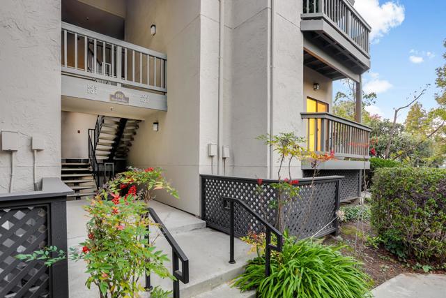 1912 Magdalena Circle, Santa Clara CA: https://media.crmls.org/mediaz/294a6f4b-aea3-4822-aa10-d3c809c32f9d.jpg