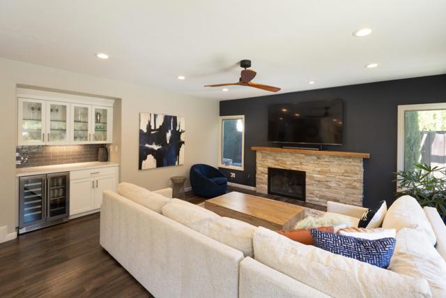 92 Hillview Drive, Danville CA: https://media.crmls.org/mediaz/294a73d9-00e3-4774-892b-0d8c9f891585.jpg