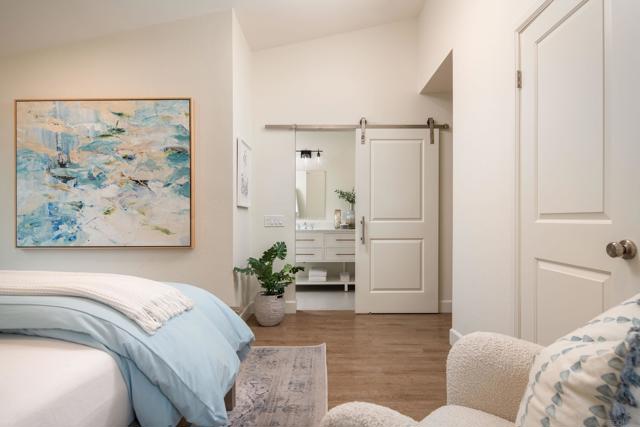 11766 Clearwood Ct, San Diego CA: https://media.crmls.org/mediaz/294ae6b8-c094-486d-a946-1e6ef9afcf94.jpg