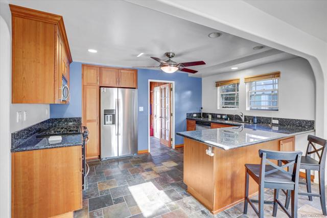 Image 10 of 37 For 4640 Greene St