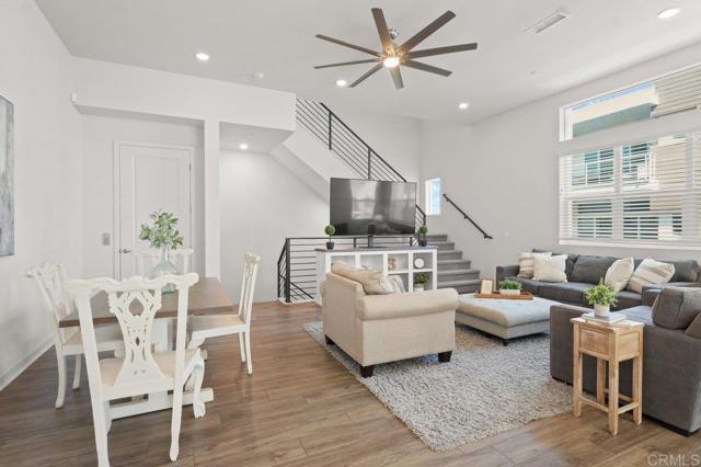2035 Bravo Loop, Chula Vista CA: https://media.crmls.org/mediaz/294c2e27-98ab-4926-9b84-1d8a27c709aa.jpg