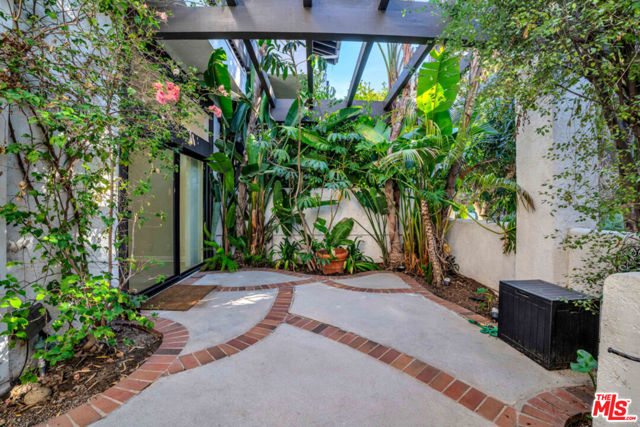 Drew Fenton | 1654 Michael Lane Pacific Palisades CA | MLS: 7380725