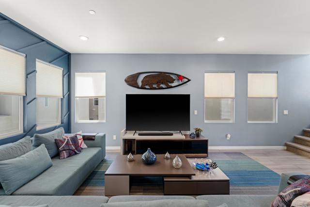 Detail Gallery Image 5 of 33 For 8355 Summit Way, San Diego,  CA 92108 - 3 Beds | 3/1 Baths