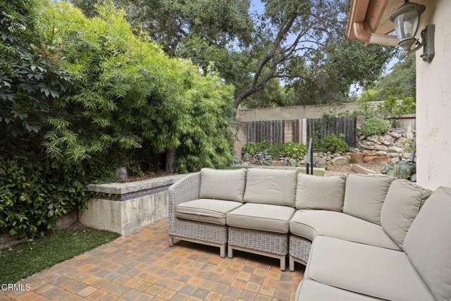 311 w W Summer Street, Ojai CA: https://media.crmls.org/mediaz/294d05ad-5ba7-4abc-bcfd-ddeae3fe0e94.jpg
