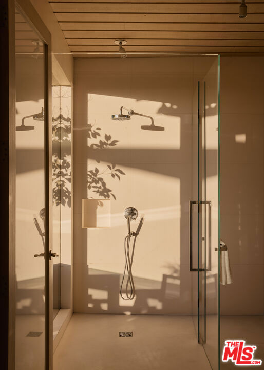 Image 16 of 28 For 624 Cole Place