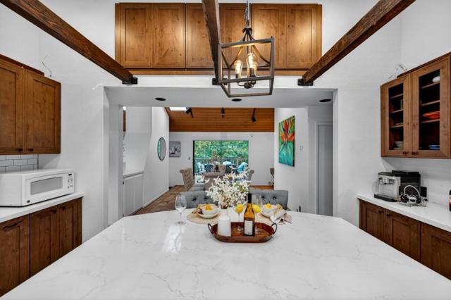 15098 Elm, Monte Sereno CA: https://media.crmls.org/mediaz/294dbb1c-8266-4f25-a9b5-b670cd317467.jpg