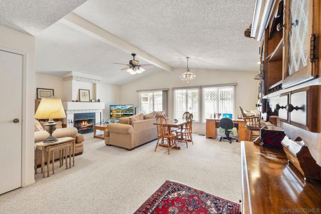 2010 W San Marcos Blvd, San Marcos CA: https://media.crmls.org/mediaz/294e2bd5-3039-4ee3-a67b-ceec4477e751.jpg
