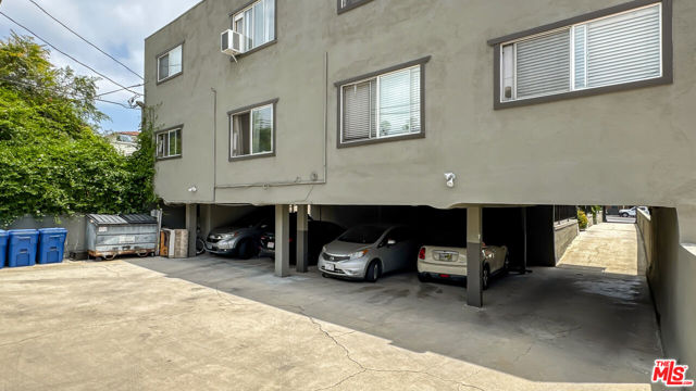 1241 N Fairfax Avenue, West Hollywood CA: https://media.crmls.org/mediaz/294e7e5b-094c-485d-b47e-978a1f67a7b9.jpg