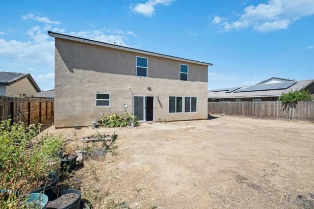 1666 Oak Street, Los Banos CA: https://media.crmls.org/mediaz/295014f0-a76a-4672-a108-98484e4e3cdf.jpg
