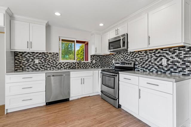 Detail Gallery Image 41 of 64 For 1838 Acacia Ln, Fallbrook,  CA 92028 - 6 Beds | 3 Baths