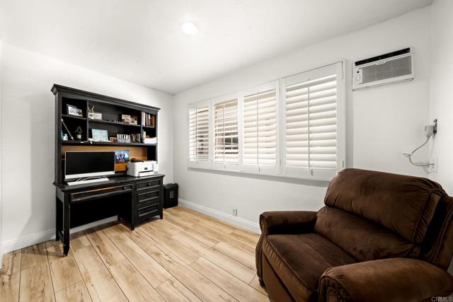 Image 13 of 73 For 13610 Willow Rd.