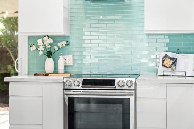 3151 Ramona Street, Palo Alto CA: https://media.crmls.org/mediaz/295335b2-3467-4c5b-87e9-34ae53efd551.jpg