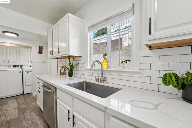 17324 Ehle St, Castro Valley CA: https://media.crmls.org/mediaz/29533656-6e07-40a9-a882-4292b45f5470.jpg