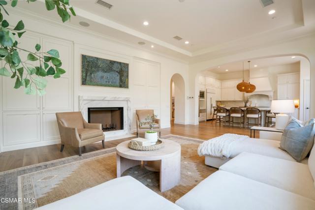 5675 Via Bonita, Newbury Park CA: https://media.crmls.org/mediaz/29535306-8dfe-41d0-ae8e-95a4e6031e65.jpg