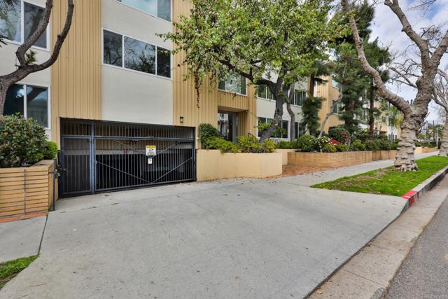Detail Gallery Image 35 of 35 For 165 N Swall Dr #303,  Beverly Hills,  CA 90211 - 1 Beds | 1/1 Baths
