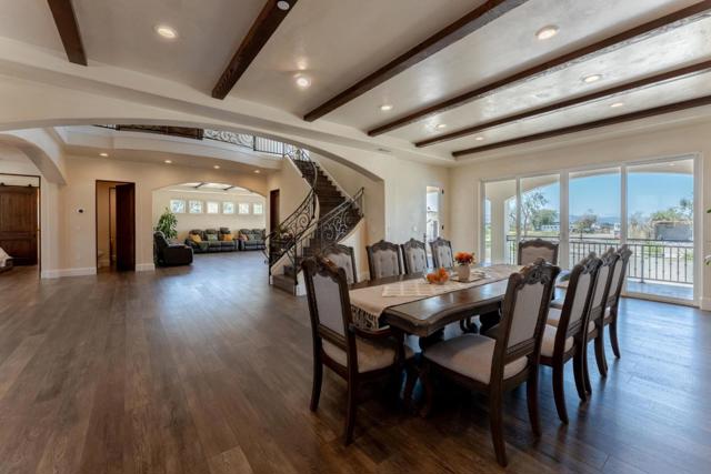 8440 Lovers Lane, Hollister CA: https://media.crmls.org/mediaz/29541e48-9fdf-45e5-acd6-a64c93d7bd72.jpg