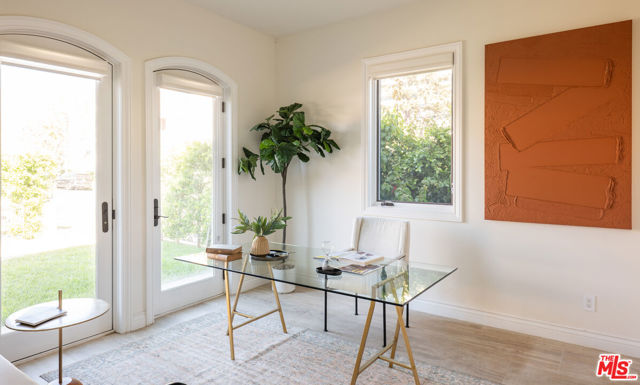 1113 Amherst Avenue, Los Angeles CA: https://media.crmls.org/mediaz/29545ece-4bb0-44f6-aa3a-b3109bf1deb5.jpg
