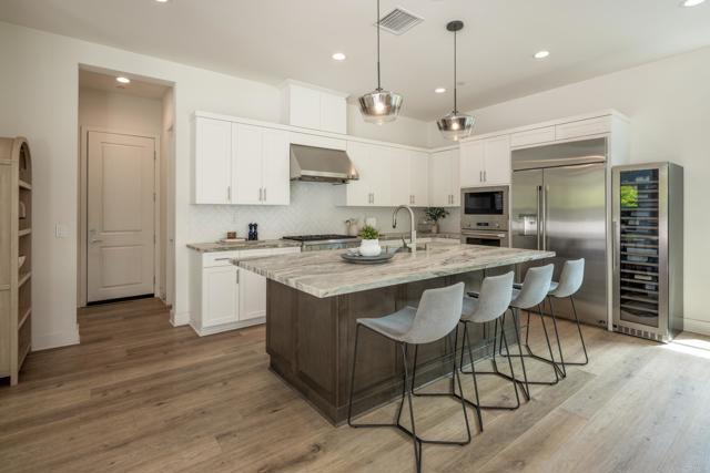 744 Adelaide Circle, Encinitas CA: https://media.crmls.org/mediaz/2954cad4-7a29-4994-9392-82ebd366047e.jpg