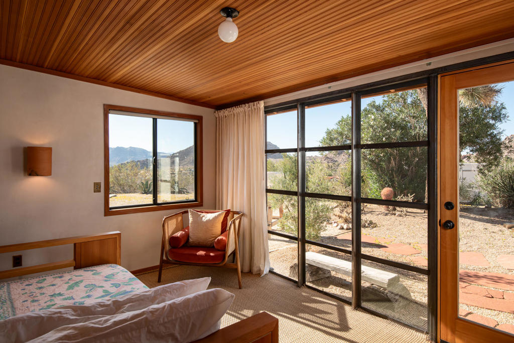 MLS #219139431DA image #15