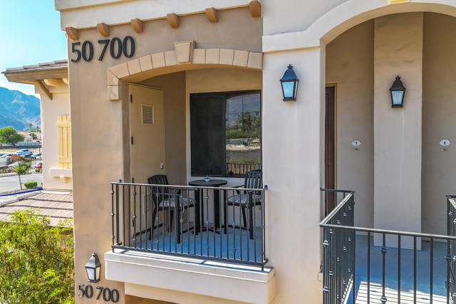 Image 3 of 35 For 50700 Santa Rosa Plaza  5