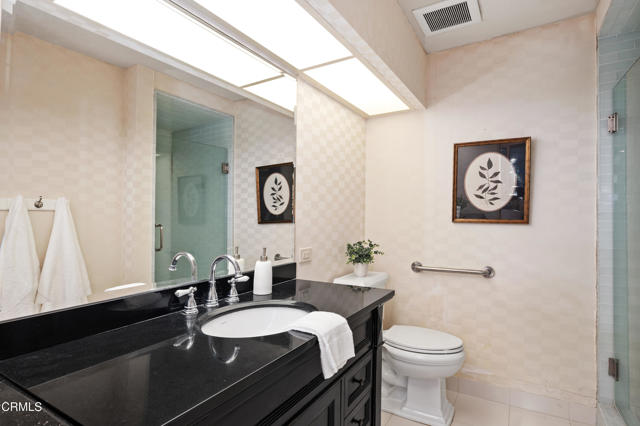 Detail Gallery Image 13 of 37 For 2329 Century Hill, Los Angeles,  CA 90067 - 2 Beds | 2 Baths