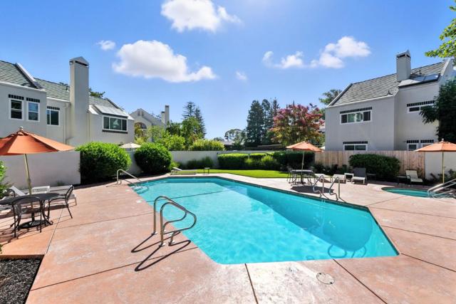 25 Bud Court, Pleasant Hill CA: https://media.crmls.org/mediaz/2955631d-15cf-496e-b3d8-1d388cd64844.jpg