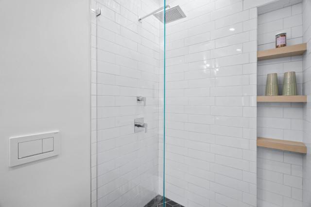 628 8th Avenue, Menlo Park CA: https://media.crmls.org/mediaz/29557f5b-d958-4ef7-a350-7bda2298fb84.jpg