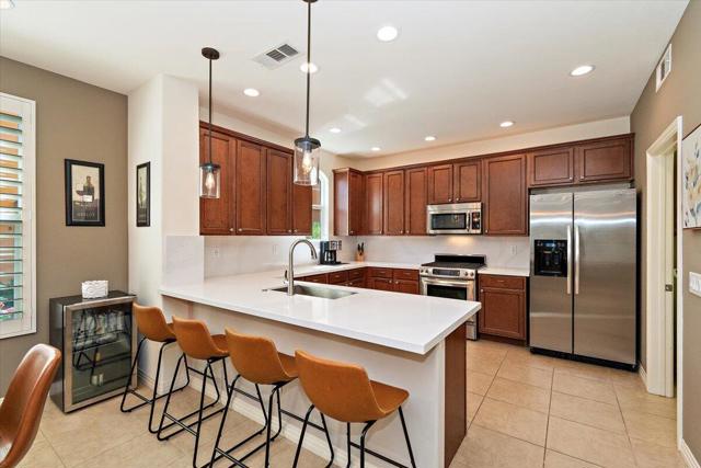 52190 Desert Spoon Court, La Quinta CA: https://media.crmls.org/mediaz/29577497-6357-4aeb-8d7b-dba98de1163b.jpg